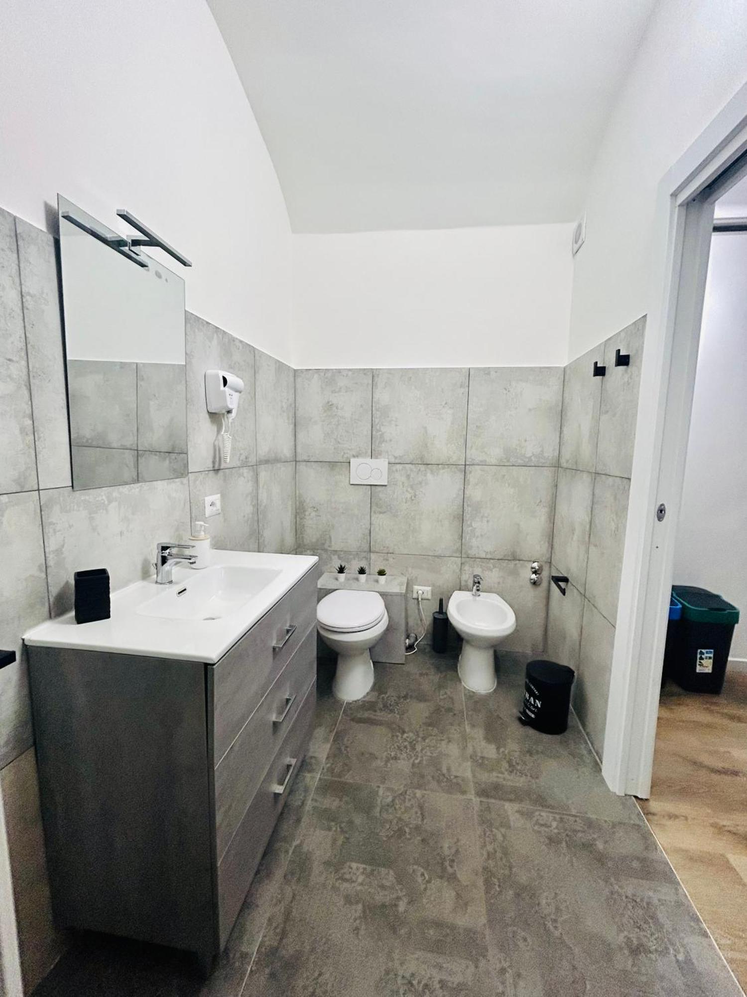 Отель Boiardo Art House Рим Экстерьер фото
